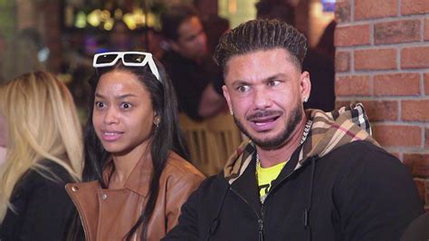 pauly d still dating nikki|Jersey Shore Cast Confirms Pauly D and Girlfriend。